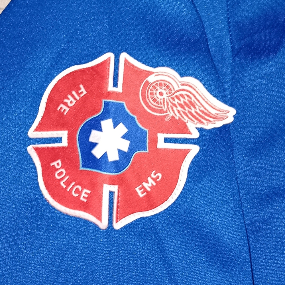 New Detroit Red Wings Hometown Heroes Blue Hockey Jersey Police Fire & Emergency - Picture 3 of 4
